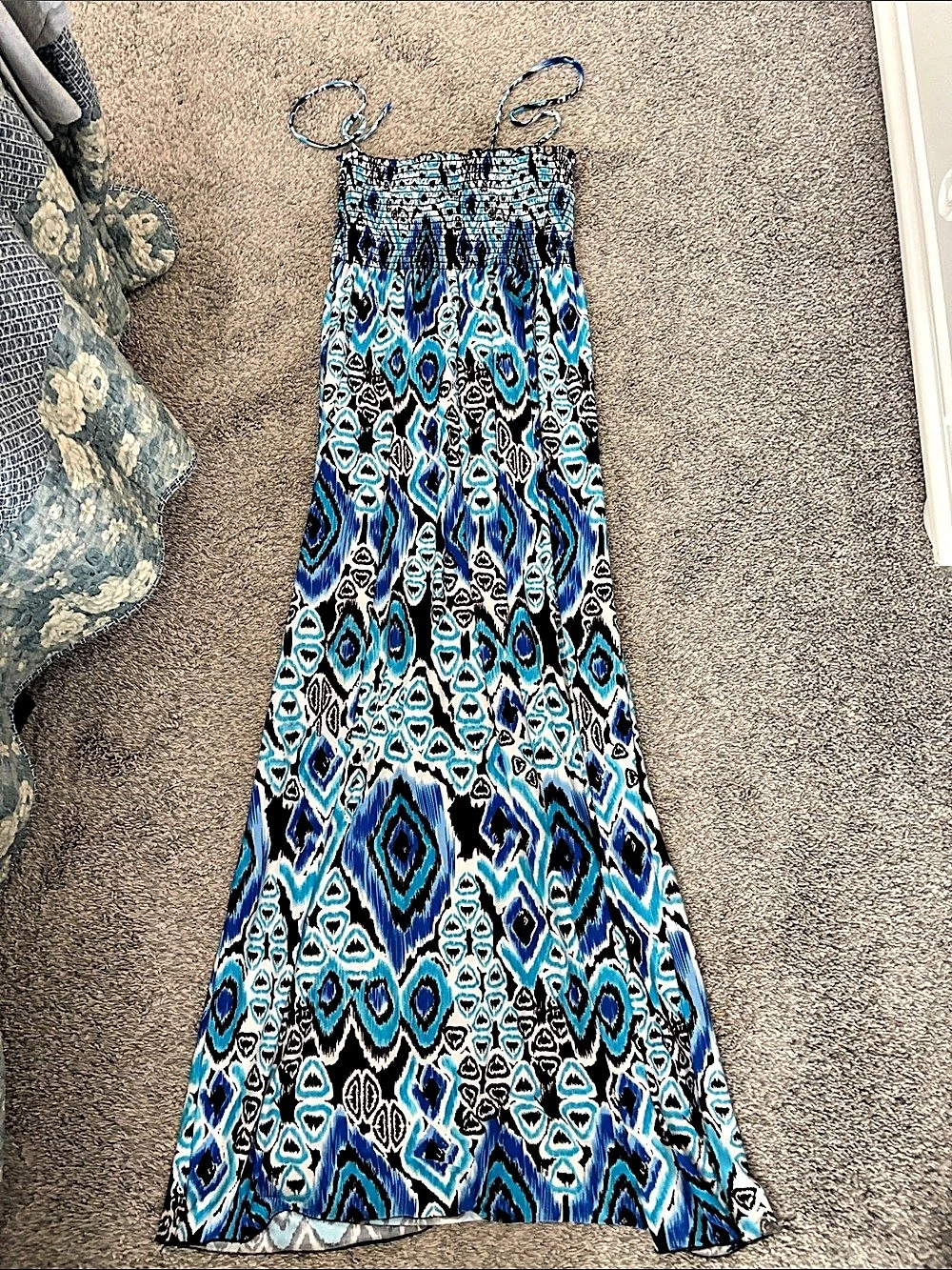 Jordan Taylor Maxi Geometric Spaghetti Strap Dress in Blue & Black